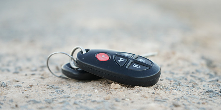 keys in the dirt