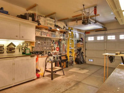Workshop in a garage
